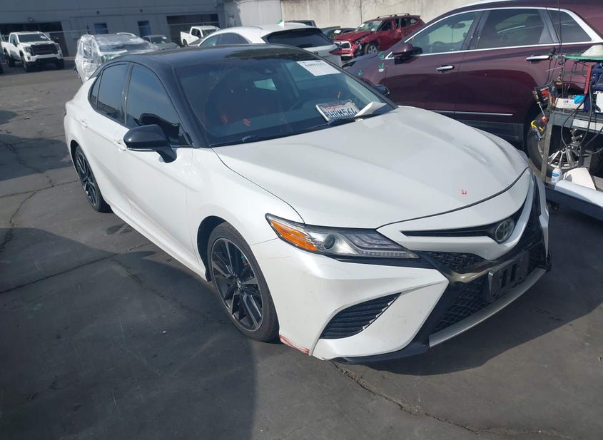 2019 Toyota Camry 2.5L photo