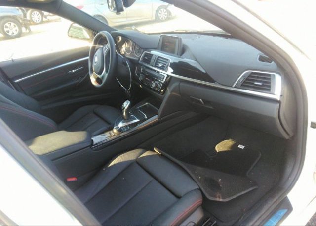 2018 BMW 3 SERIES VIN: WBA8B9G58JNU99201