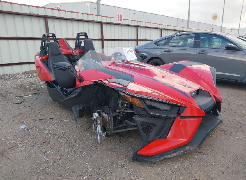 2021 POLARIS SLINGSHOT SL photo