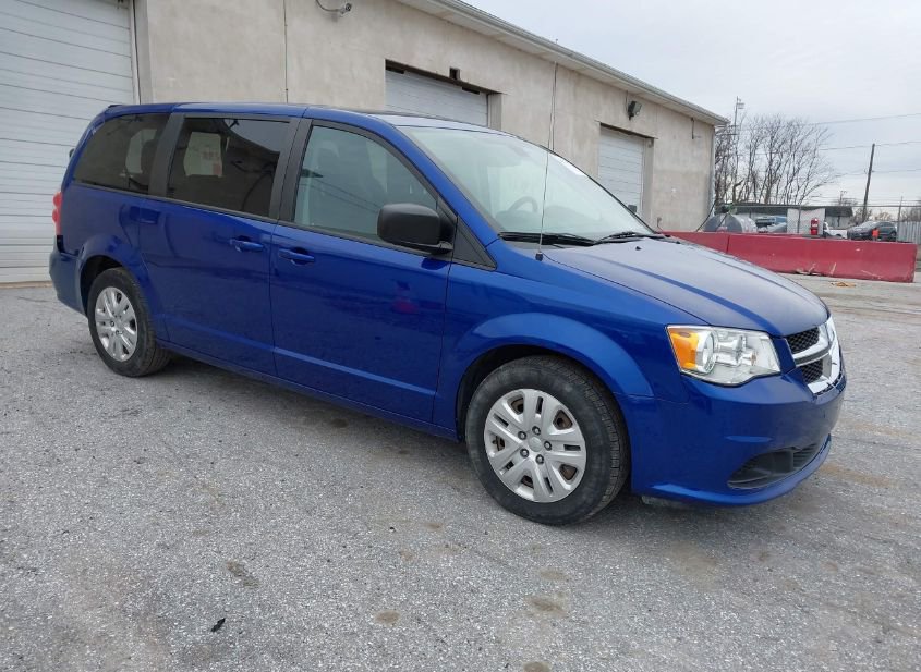 2018 DODGE GRAND CARAVAN SE photo