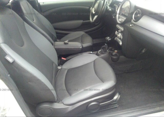 пригнать из сша 2010 MINI COOPER CLUBMAN WMWML3C52ATX39319