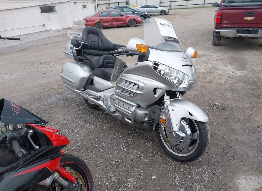 2005 Honda Gl1800 6 photo