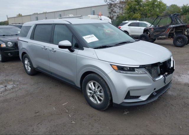 KNDNB4H36N6072136 2022 KIA CARNIVAL