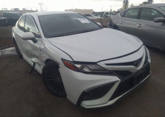 2021 TOYOTA CAMRY (VIN: 4T1K61AKXMU446759)