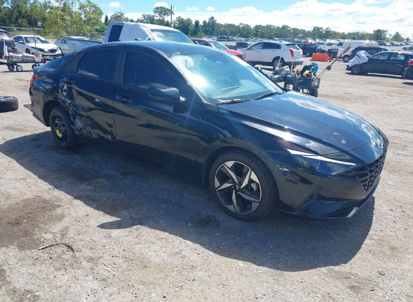 2023 HYUNDAI ELANTRA SEL photo