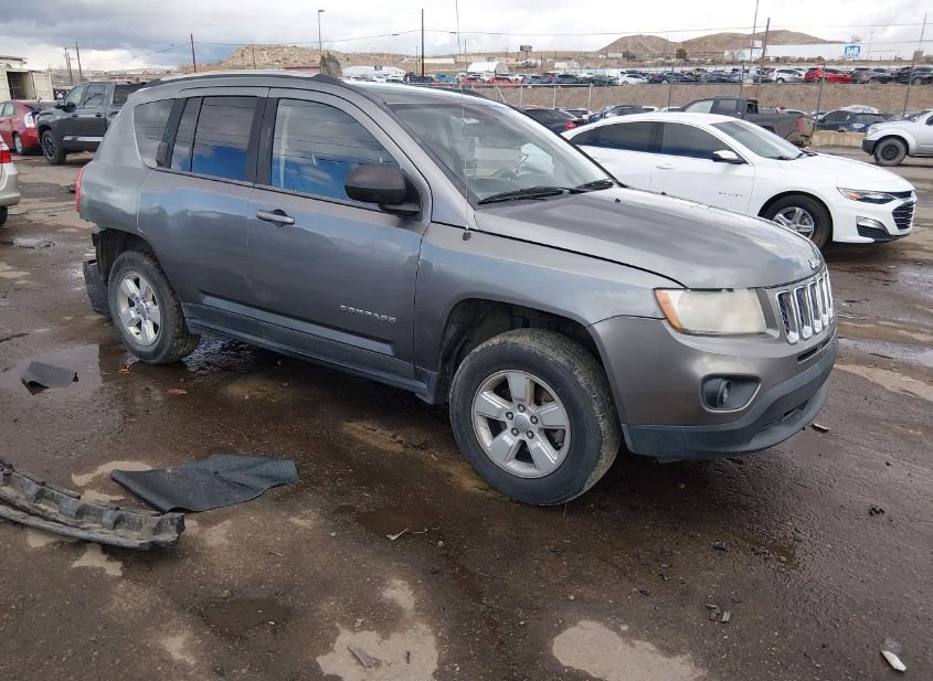 2013 Jeep Compass 2.0L photo