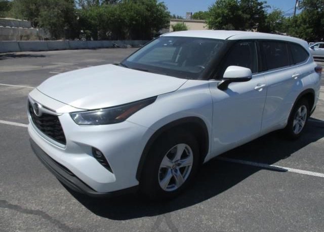 2022 TOYOTA HIGHLANDER (VIN: 5TDZZRAH6NS540317)