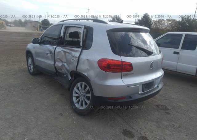 купить 2017 VOLKSWAGEN TIGUAN WVGAV7AX4HK046985