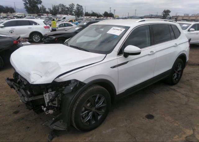 2022 VOLKSWAGEN TIGUAN(VIN: 3VV3B7AX3NM035889