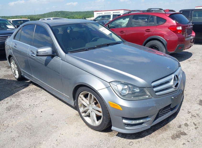 2012 Mercedes-Benz C 300 3.0L photo
