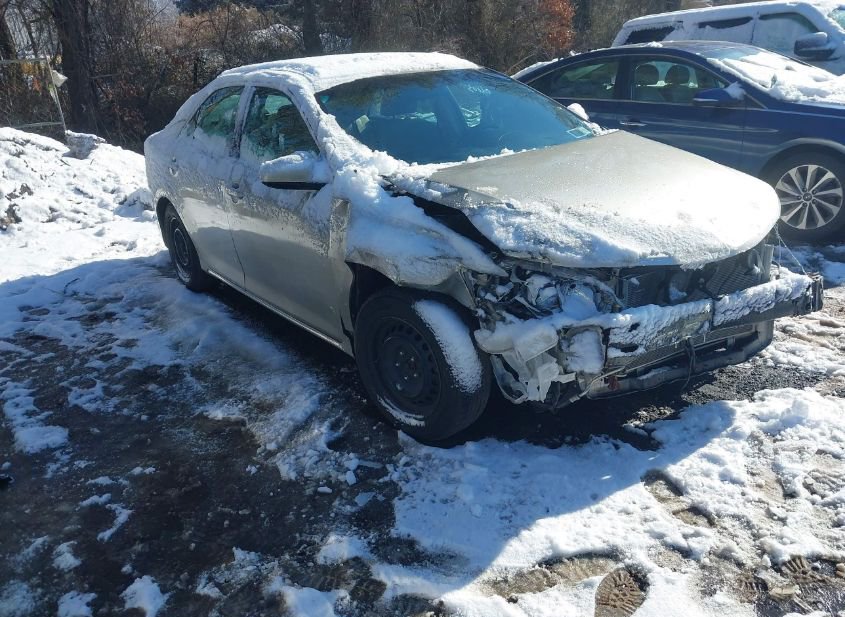 2014 TOYOTA CAMRY LE photo