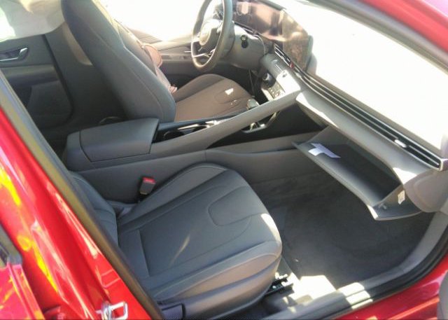2023 HYUNDAI ELANTRA(VIN: 5NPLS4AG4PH092625