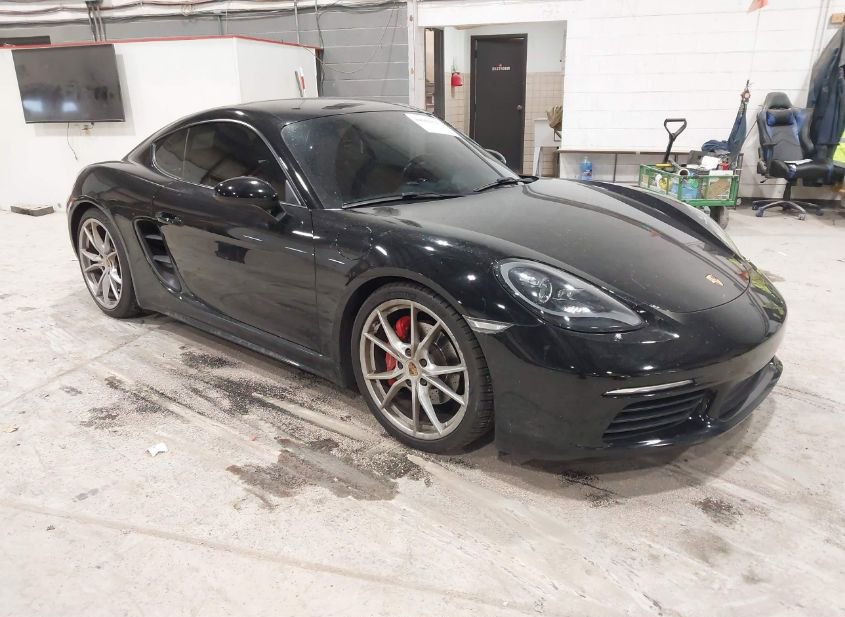 2019 PORSCHE 718 CAYMAN S photo