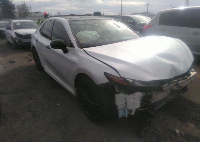 2021 TOYOTA CAMRY (VIN: 4T1K61AK1MU565090)