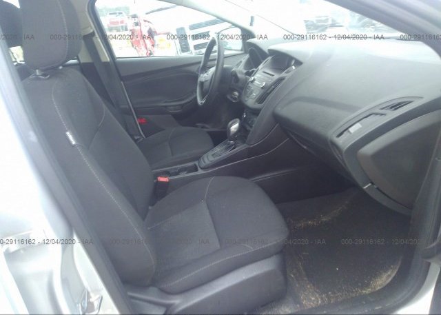 пригнать из сша 2016 FORD FOCUS 1FADP3E27GL385256