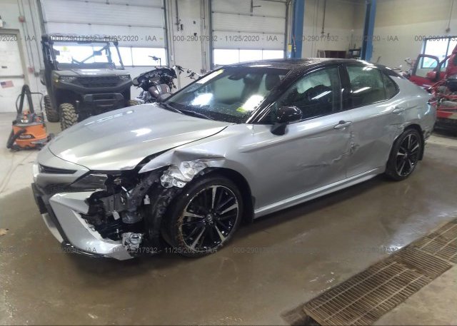 из сша 2018 TOYOTA CAMRY 4T1B61HKXJU131641