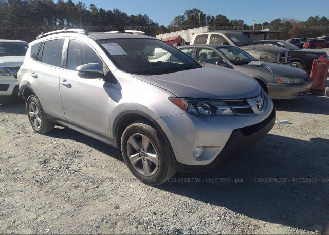 2T3WFREV9FW230450 2015 TOYOTA RAV4