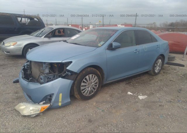 из сша 2012 TOYOTA CAMRY 4T1BF1FK4CU526470