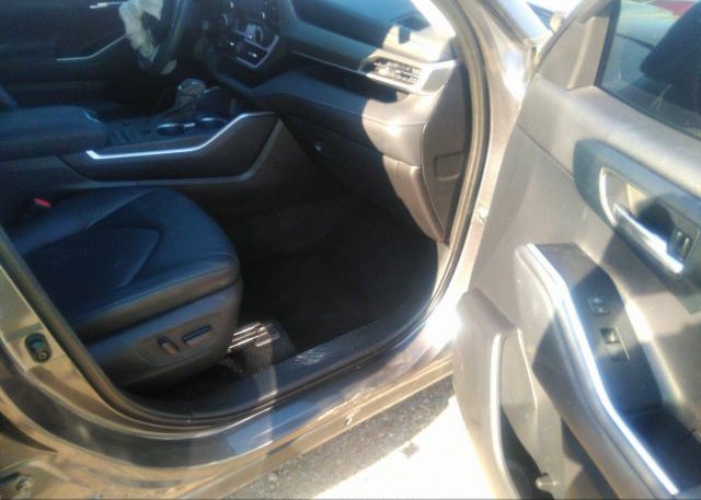 2021 TOYOTA HIGHLANDER(VIN: 5TDGZRAH5MS067631