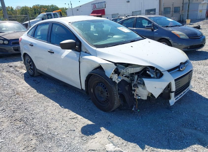 2014 FORD FOCUS S photo