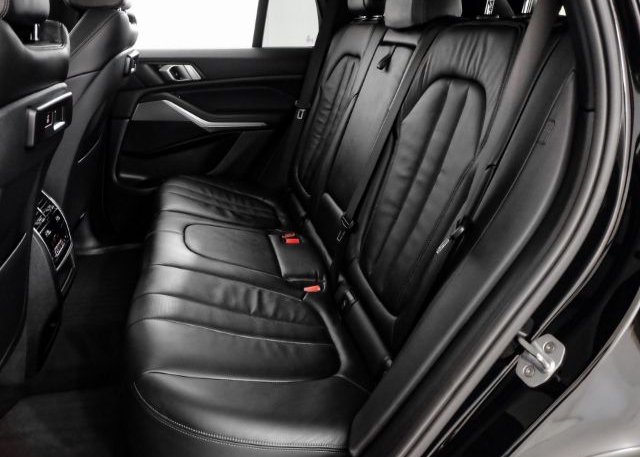 2019 BMW X5 VIN: 5UXCR6C52KLK88097