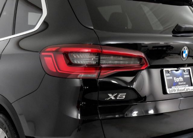 2019 BMW X5 VIN: 5UXCR6C52KLK88097