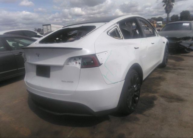 2022 TESLA MODEL Y(VIN: 7SAYGDEF1NF344046