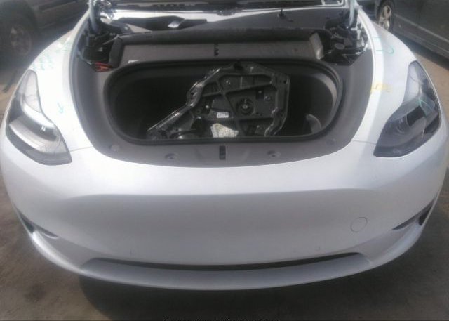 2022 TESLA MODEL Y(VIN: 7SAYGDEF1NF344046