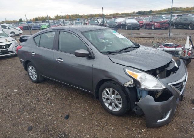 3N1CN7AP8HL813560 2017 NISSAN VERSA SEDAN