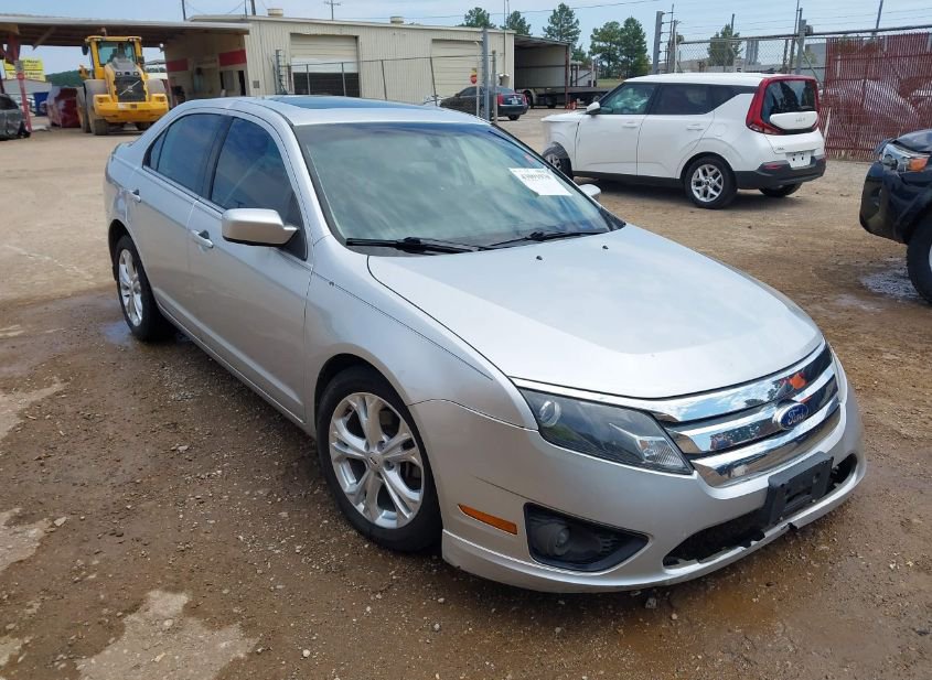 2012 FORD FUSION SE photo