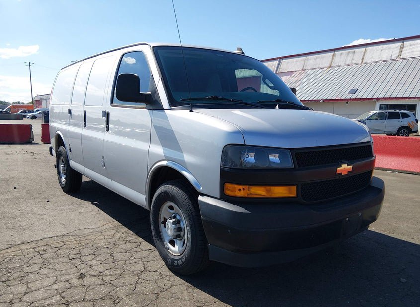 2018 Chevrolet Express 2500 6.0L photo