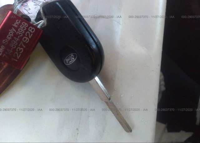 1FMCU9G9XHUD47717 2017 FORD ESCAPE