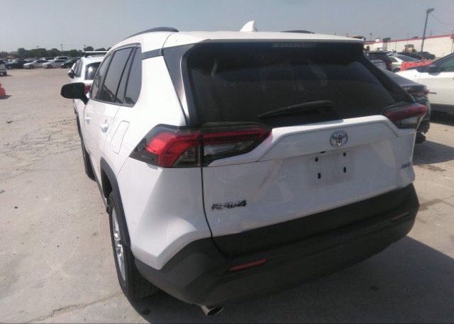 2021 TOYOTA RAV4(VIN: 2T3W1RFV3MC126645