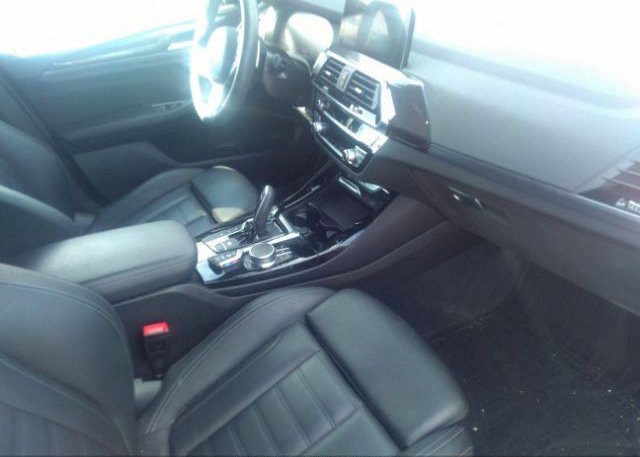 2021 BMW X3(VIN: 5UXTY9C07M9E52343
