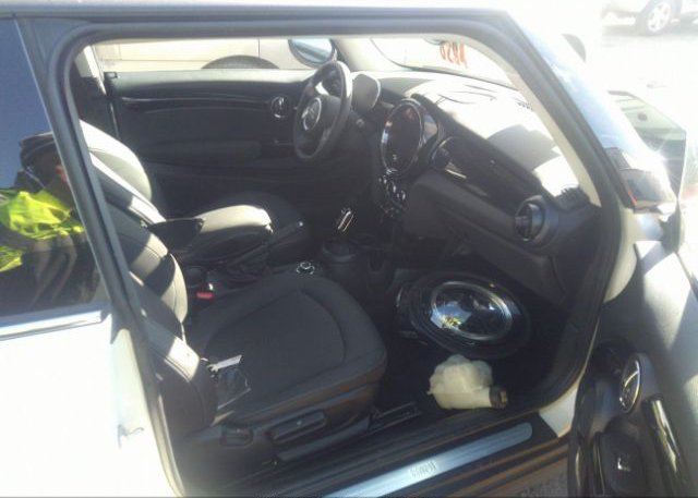 2023 MINI HARDTOP 2 DOOR(VIN: WMW33DH05P2T12049