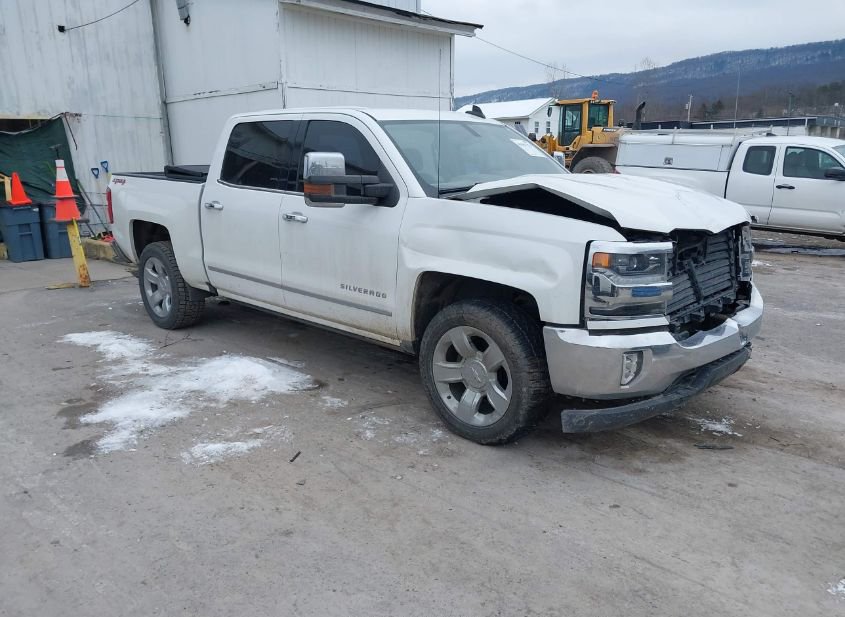 2017 CHEVROLET SILVERADO 1500 1LZ photo