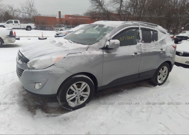 из сша 2013 HYUNDAI TUCSON KM8JUCAC2DU774151