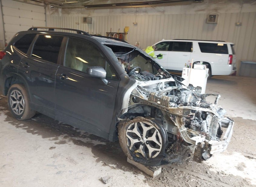 2023 Subaru Forester 2.5L photo
