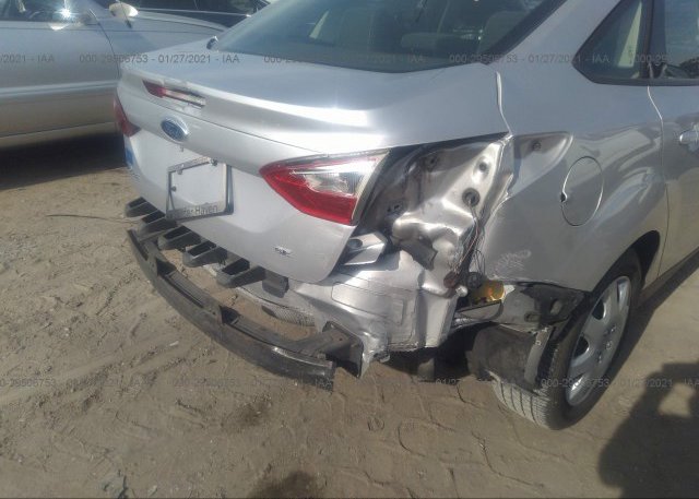 1FAHP3F21CL192322 2012 FORD FOCUS
