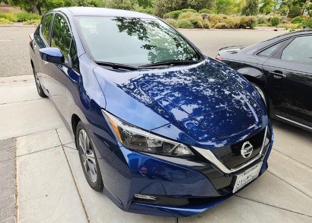 2021 NISSAN LEAF (VIN: 1N4AZ1CV3MC557048)