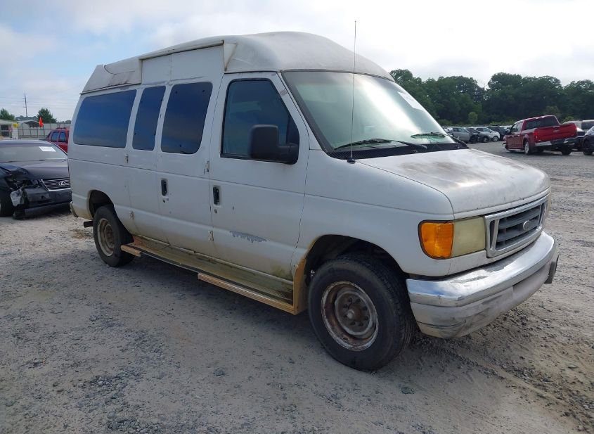 2004 FORD E-350 SUPER DUTY CHATEAU/XL/XLT photo