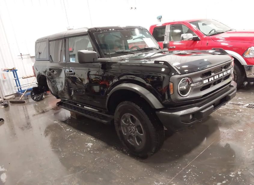 2024 FORD BRONCO BIG BEND photo
