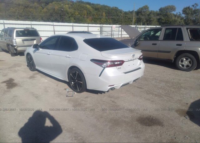 купить 2019 TOYOTA CAMRY 4T1B61HKXKU794919
