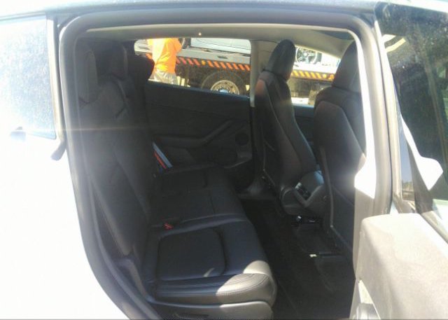 2022 TESLA MODEL Y(VIN: 7SAYGAEE7NF316631