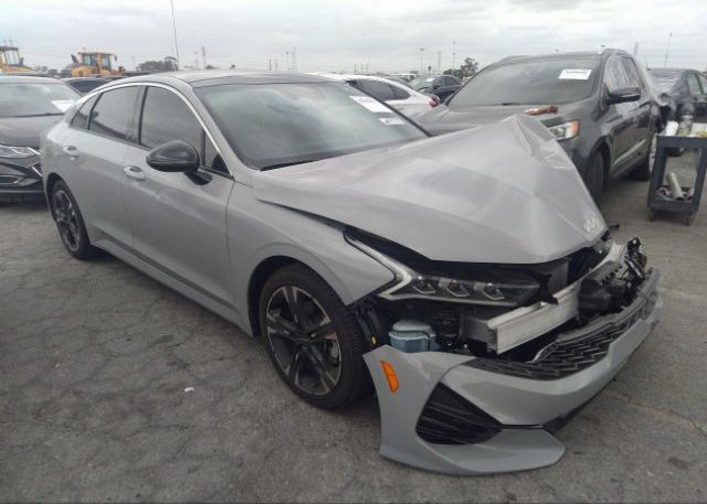 2022 KIA K5 (VIN: 5XXG64J28NG135155)