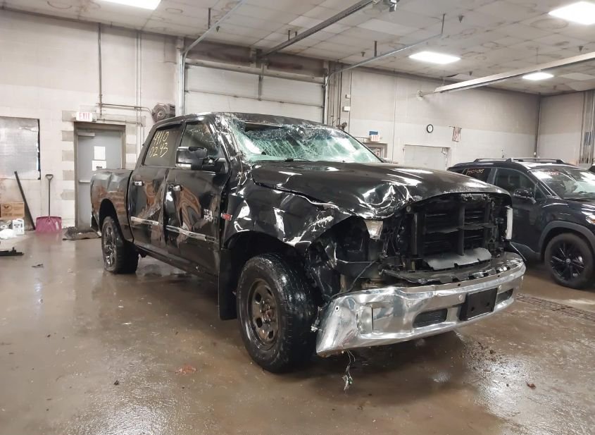 2017 RAM 1500 BIG HORN 4X4 5'7 BOX photo