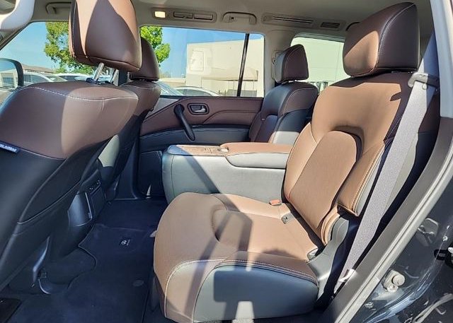 2021 INFINITI QX80(VIN: JN8AZ2AF5M9715483