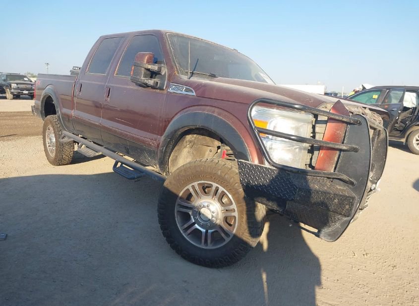 2016 FORD F-250 LARIAT photo