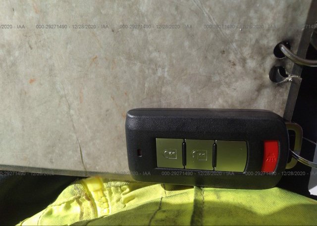 JA4AZ3A37LZ039893 2020 MITSUBISHI OUTLANDER