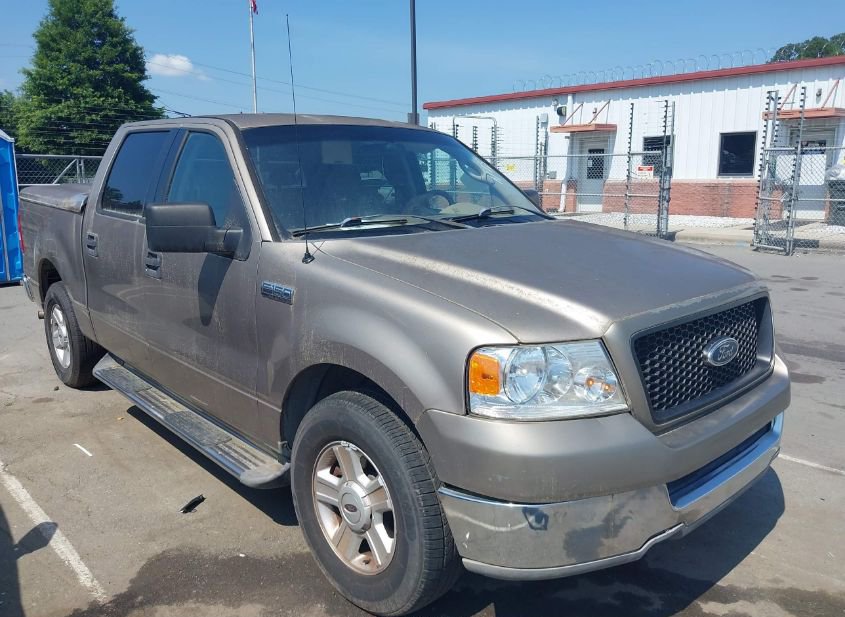 2004 FORD F-150 LARIAT/XLT photo
